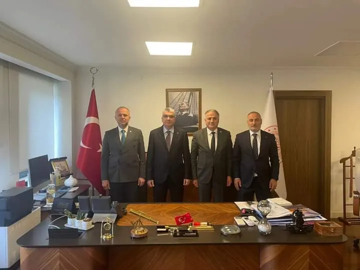 Arslan Keleş ve  Saffet Bozkurt Ulaştırma ve Alt Yapı Bakanlığını Ziyaret Etti.