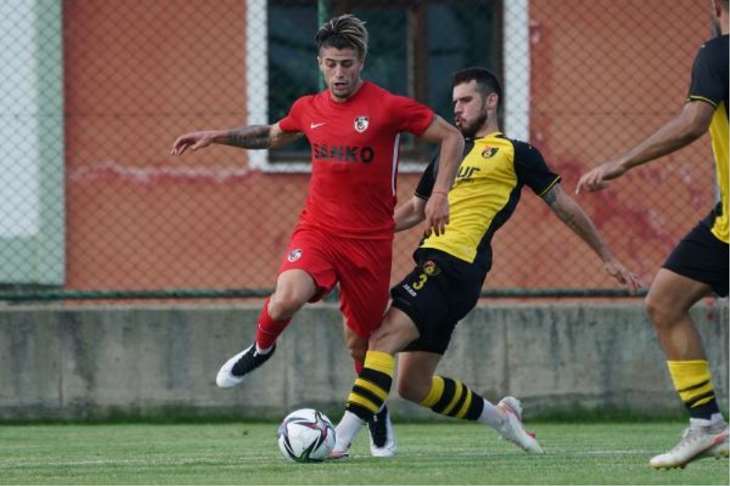 Gaziantep FK ilk hazırlık maçından galip ayrıldı (Yeniden)
