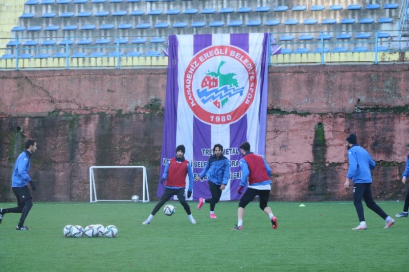 EREĞLİ BELEDİYESPOR İKİNCİ YARIYA HAZIRLANIYOR
