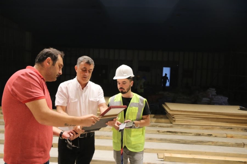 AKM’YE 350 KİŞİLİK MODERN SALON