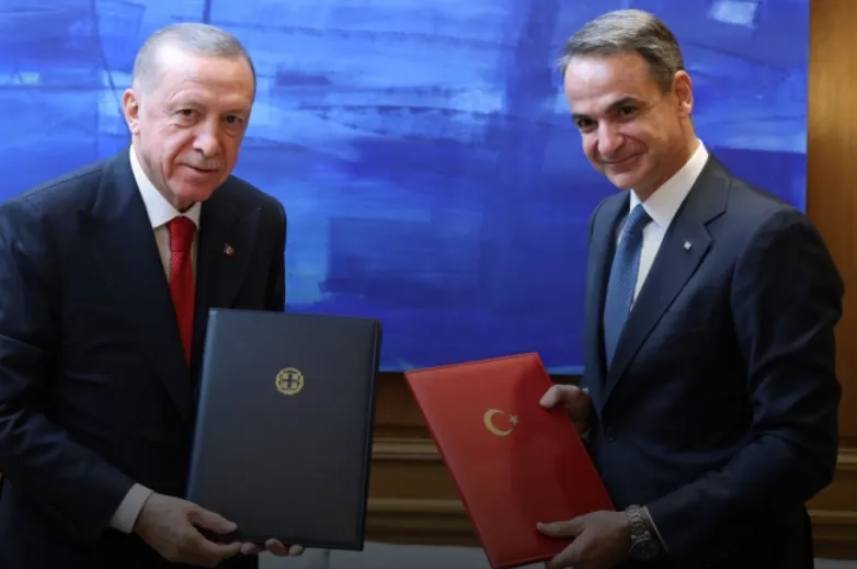 Türkiye ve Yunanistan’ın taraf olduğu Dostane İlişkiler ve İyi Komşuluk Hakkında Atina Bildirgesi