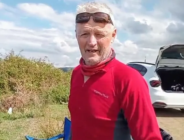 AVUSTRALYALI PARAŞÜTÇÜ ÇATALAĞZI İÇİN ÇAĞRI YAPTI: 