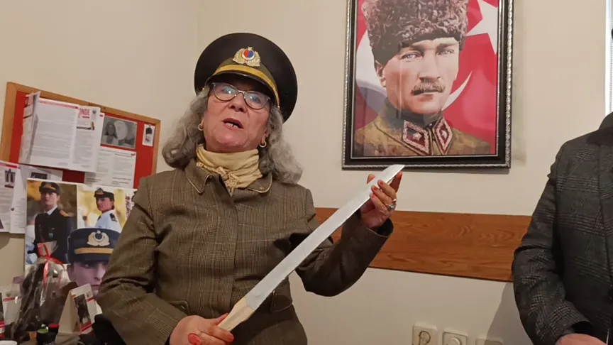 ADD BAŞKANI YÜKSEL, KILIÇ ÇEKEN TEĞMENLERİ SAVUNDU