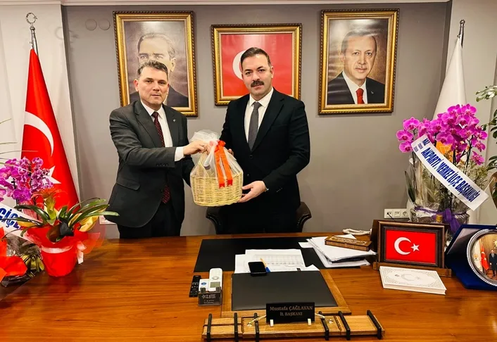 AK PARTİ İL BAŞKANI MUSTAFA ÇAĞLAYAN’A KUTLAMA ZİYARETLERİ DEVAM EDİYOR