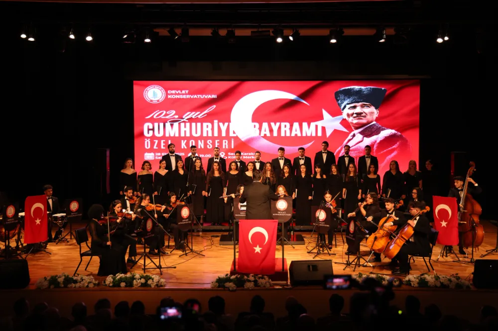 BEUN’da Cumhuriyet’in 102. Yılı Gurur ve Coşkuyla Kutlandı