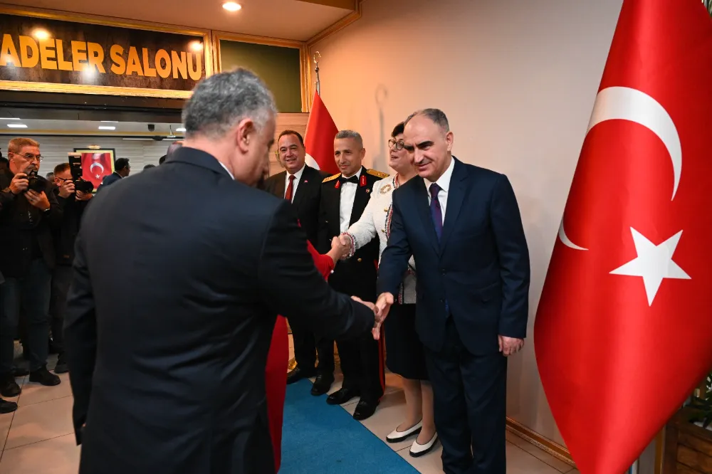 Cumhuriyetimizin 102. Yılında Birlik ve Gururla...