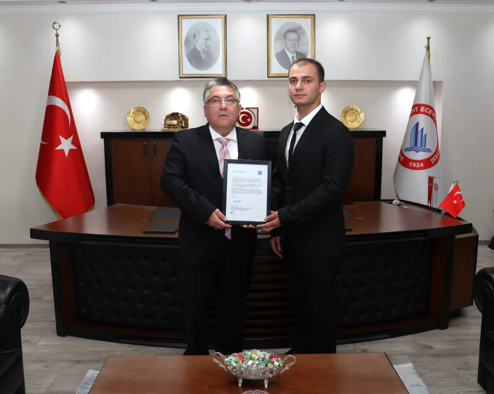 Rektör Özölçer’den NASA’nın Onur Listesi’ne Adını Yazdıran Yusuf Nas’a Tebrik