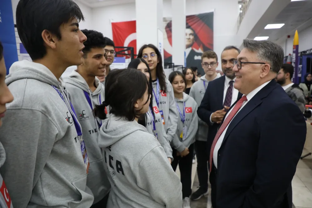 Rektör Özölçer, BARÜ 8. Uluslararası Ar-Ge Proje Pazarı’nın Kapanış Törenine Katıldı