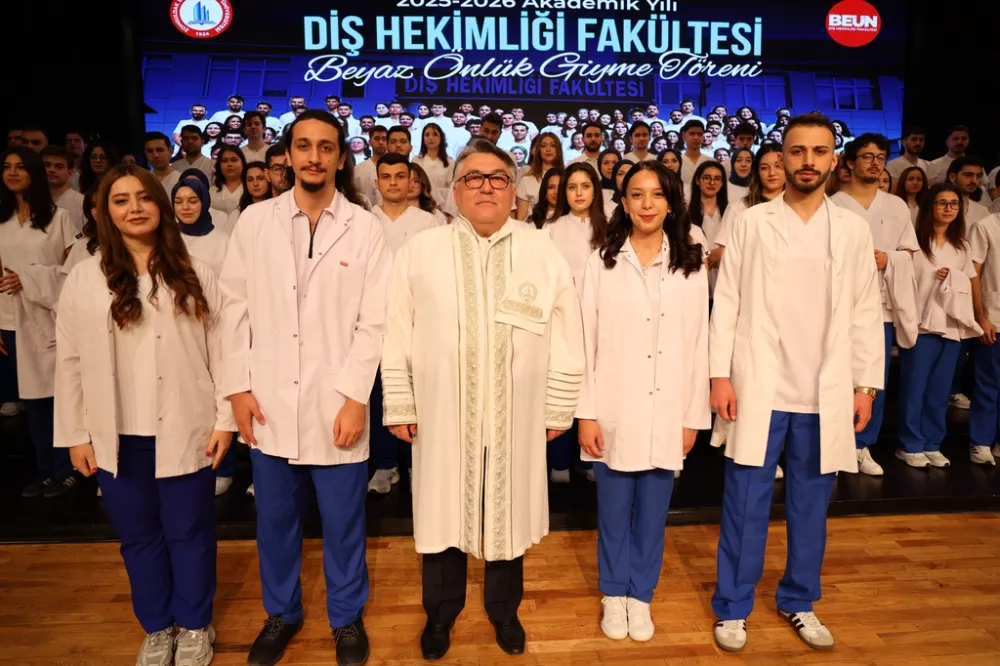 BEUN’da Geleceğin Diş Hekimleri Beyaz Önlüklerini Giydi