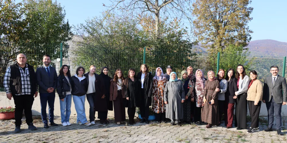 BEUN Bilim Kafe Söyleşileri Köy Halkıyla Buluştu: “Kadına Yönelik Şiddete Hayır”