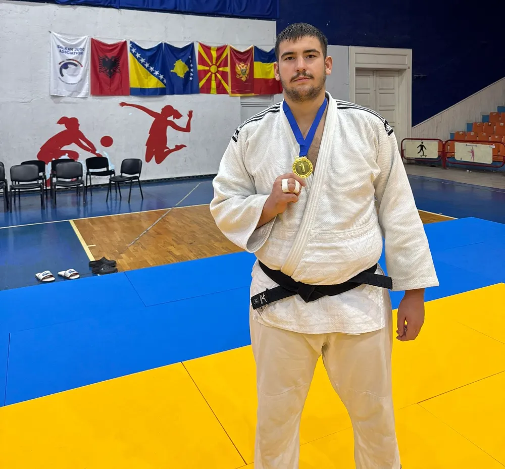 BEUN Spor Bilimleri Fakültesi Öğrencisi Hıdır’dan Balkan Şampiyonl