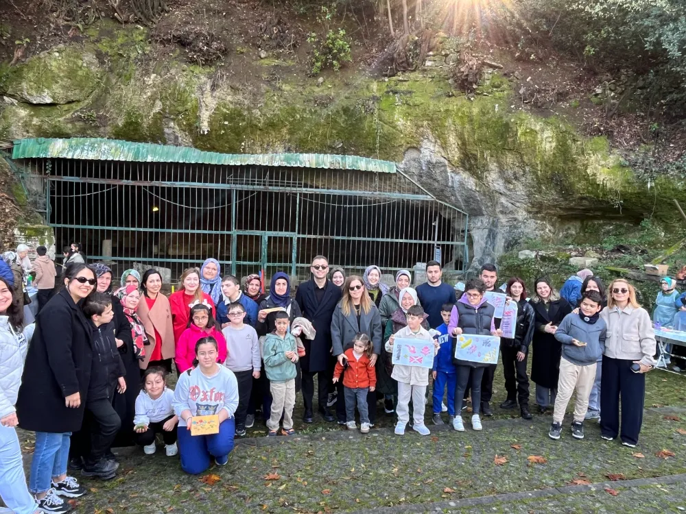 60 ÖZEL GEREKSİNİMLİ ÇOCUK VE BİREYLE ATÖLYE KARNAVALI YAPILDI