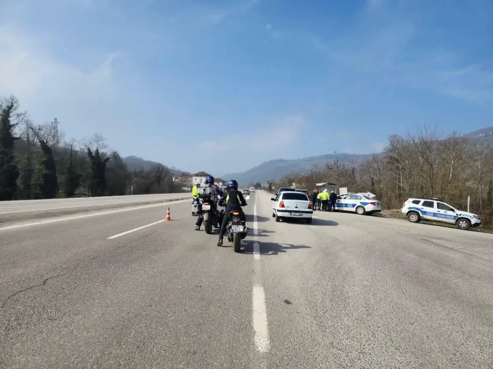 ZONGULDAK’TA GÜVENLİK VE TRAFİK DENETİMLERİNE SIKI TAKİP!