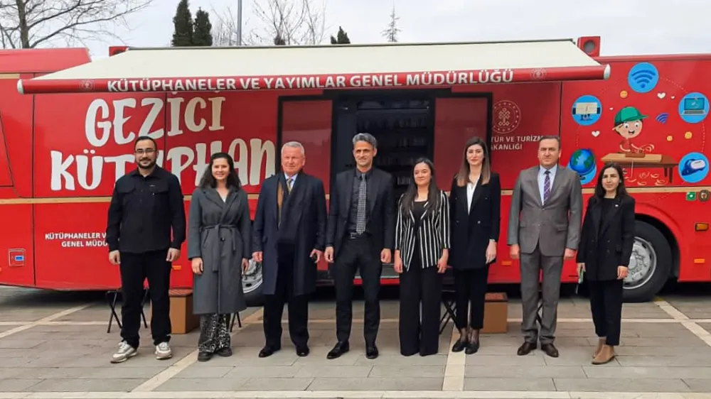 ÇAYCUMA’DA 61. KÜTÜPHANE HAFTASI COŞKUSU! BAŞKAN KANTARCI VE PROTOKOL, KİTAP OKUMA BAŞARISINI ÖDÜLLENDİRDİ