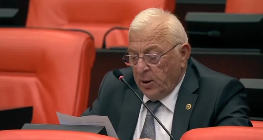 Talih Özcan’dan iktidara zirai don çağrısı: “Çiftçiyi kaderine terk edemezsiniz!”