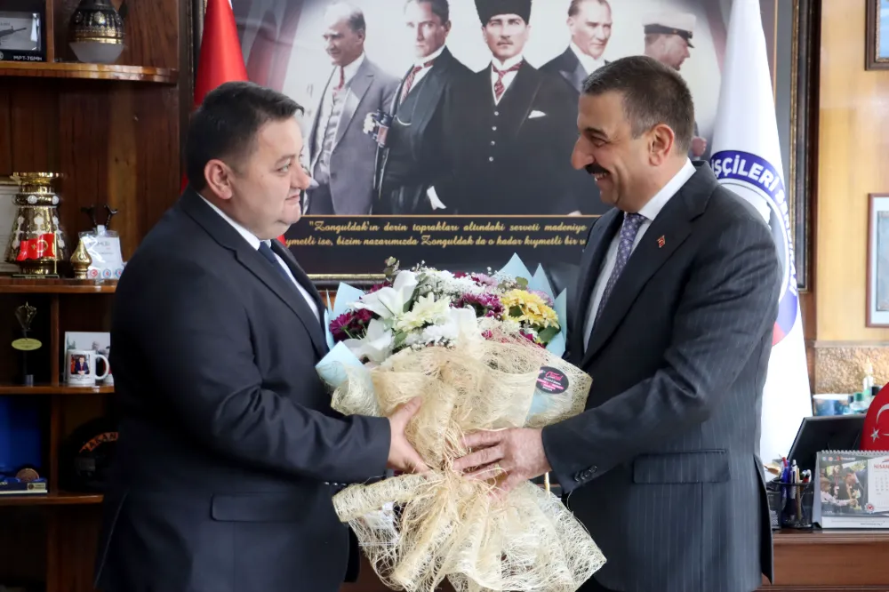 VALİ HACIBEKTAŞOĞLU