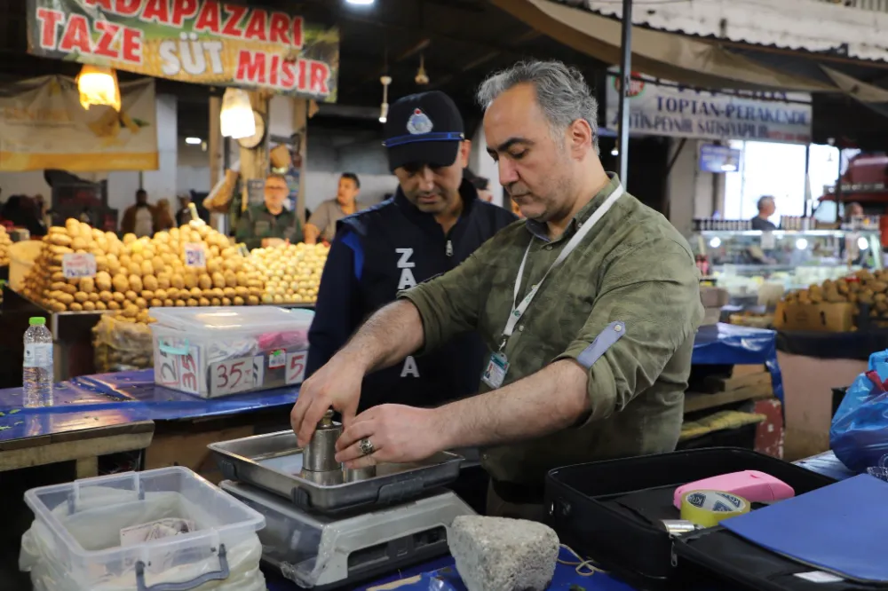 Soğuksu Pazaryeri’nde Zabıta Ekiplerimizden Titiz Denetim