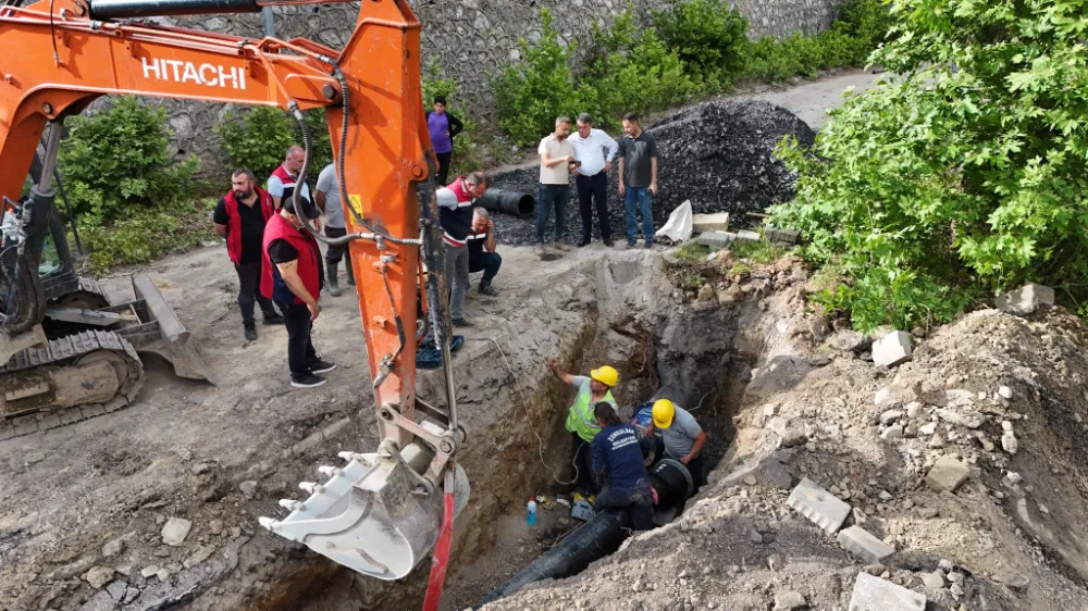 Başkan Tahsin Erdem çalışmaları yerinde inceledi