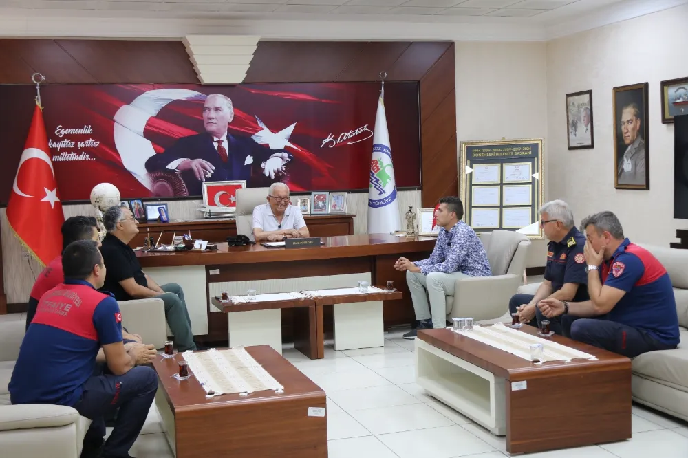 DEPREMZEDE YİĞİT, BAŞKAN POSBIYIK’A TEŞEKKÜRE GELDİ