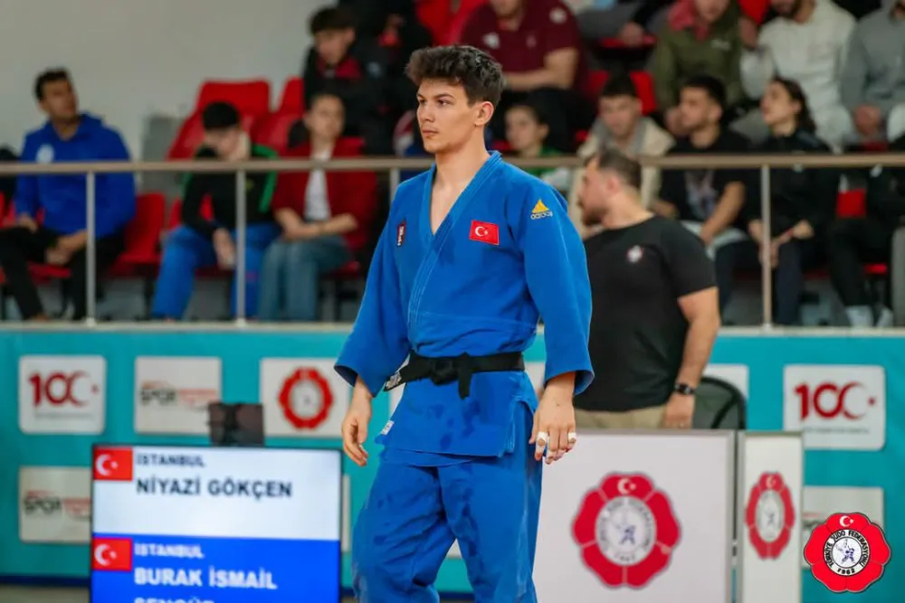 Antrenörlük Eğitimi Bölümü Öğrencisi Burak İsmail Şengür Dünya Sahnesinde