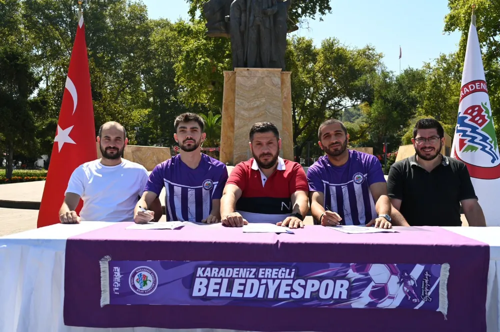 FIRAT GÜNEŞ VE FURKAN CAN ERBAŞARAN, ATATÜRK ANITI ÖNÜNDE YENİDEN İMZAYI ATTI