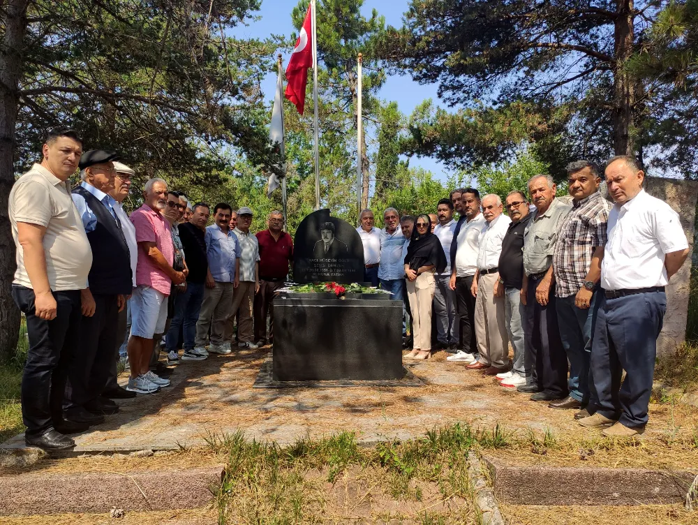 ŞEMSİ DENİZER, KABRİ BAŞINDA ANILDI